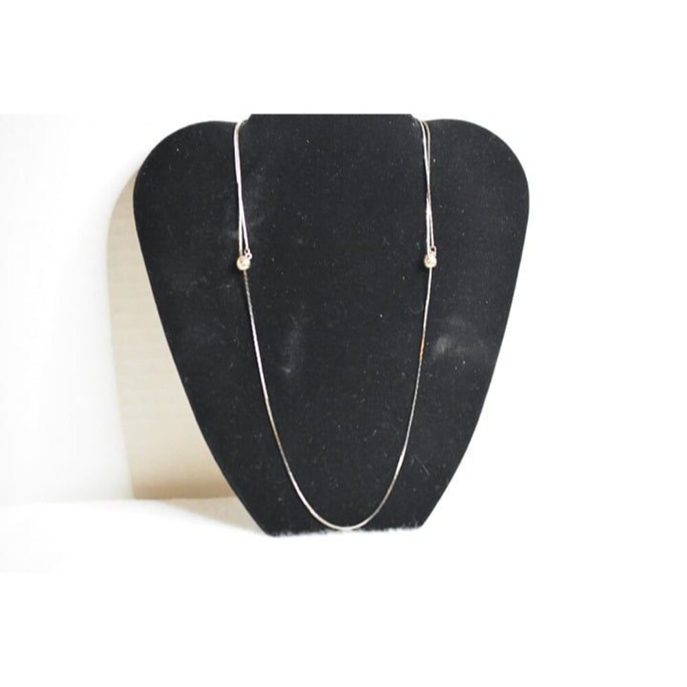 Timeless Alluring Silver Tone Adjustable Length Trendy Like New Necklace